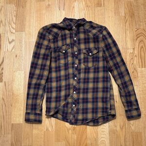 Men's Casual Plaid Button-Down Shirt